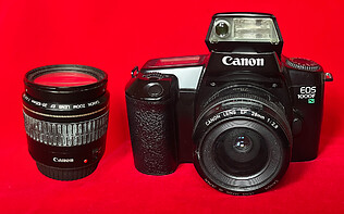 Canon EOS 1000 FN