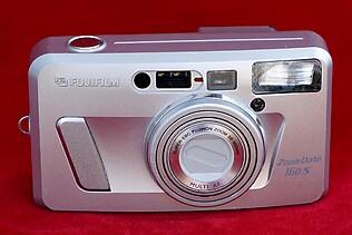 Fujifilm Zoom Date 160 S