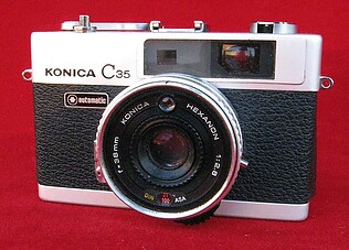 Konica C 35