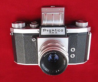 Praktica F.X 3