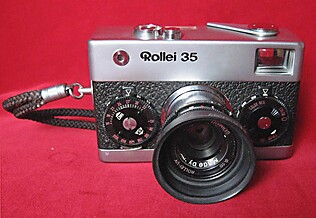 Rollei 35 / Made bei Rollei Singapore