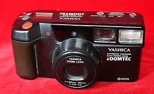 Yashica Zoomtec