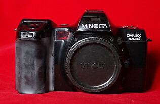 Minolta Dynax 7000i